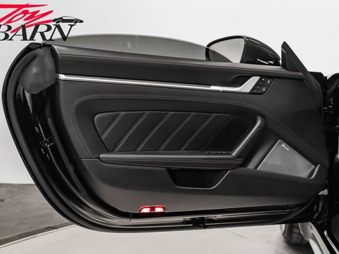 Used 2021 Porsche 911 Turbo S image 28