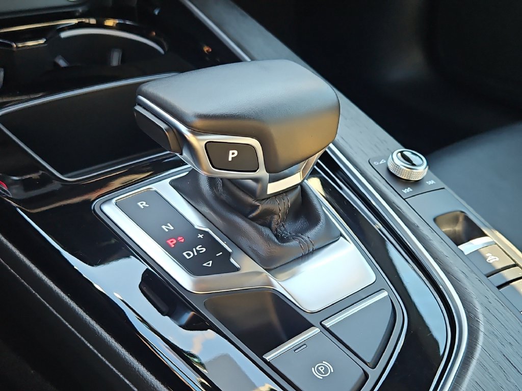 Used 2024 Audi A5 2.0T Premium w/ Convenience Package AWD/4WD image 28