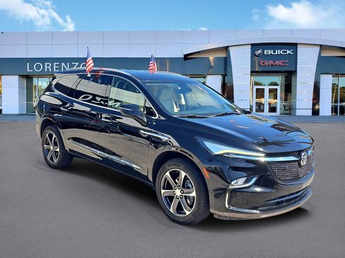 Used 2022 Buick Enclave Essence w/ Sport Touring Edition image 3