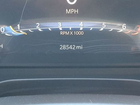 Used 2023 Jeep Grand Cherokee L Limited w/ Luxury Tech Group II image 22