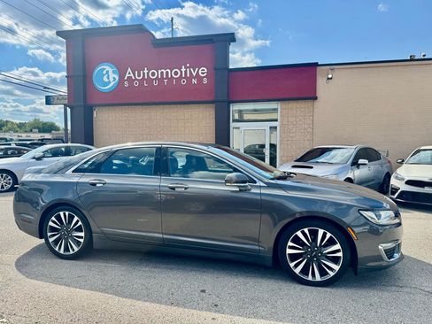 Used 2017 Lincoln MKZ Select w/ Select Plus Package AWD/4WD image 6