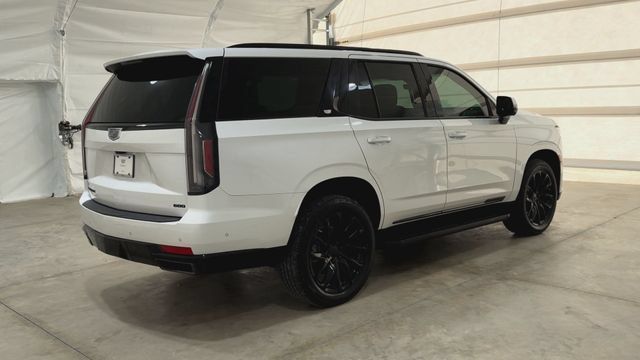 Used 2021 Cadillac Escalade Sport w/ LPO, ONYX Package AWD/4WD image 4