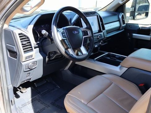 Certified 2022 Ford F250 Lariat w/ Lariat Value Package image 23