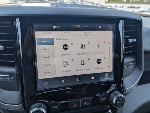 New 2026 RAM 1500 Express AWD/4WD image 21