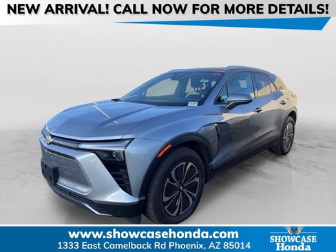 Used 2024 Chevrolet Blazer EV LT AWD/4WD image 1