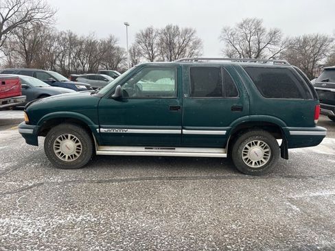 Used 1997 GMC Jimmy SLS w/ Marketing Option Pkg 6 image 4