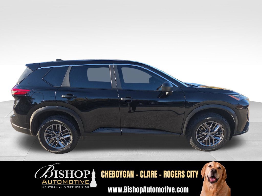 Used 2024 Nissan Rogue S AWD/4WD image 6