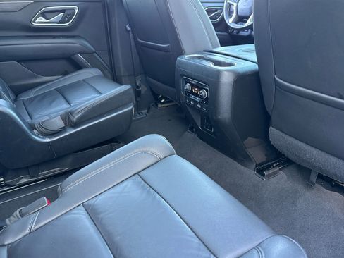 Used 2022 Chevrolet Tahoe Z71 w/ Z71 Off-Road Package image 29