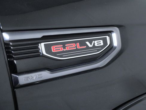 Used 2020 GMC Sierra 1500 AT4 w/ AT4 Premium Package AWD/4WD image 9
