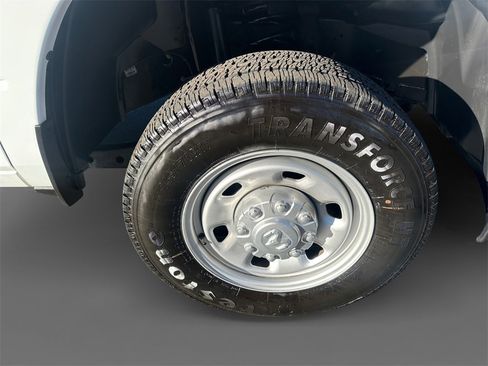 Certified 2024 RAM 2500 Tradesman w/ Chrome Appearance Group image 16