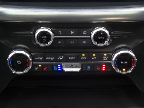 Used 2022 Ford F150 Lariat w/ Equipment Group 502A High AWD/4WD image 12