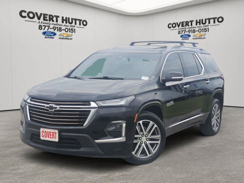 Used 2023 Chevrolet Traverse High Country w/ LPO, Floor Liner Package AWD/4WD image 1