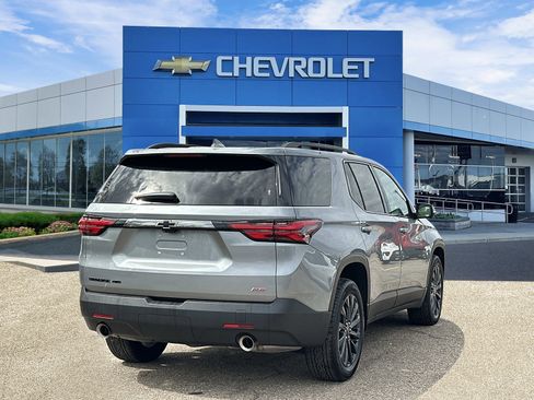 Certified 2023 Chevrolet Traverse RS w/ LPO, Floor Liner Package AWD/4WD image 4