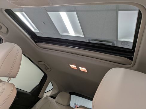 Used 2025 MAZDA CX-5 AWD 2.5 S w/ Preferred Package image 21