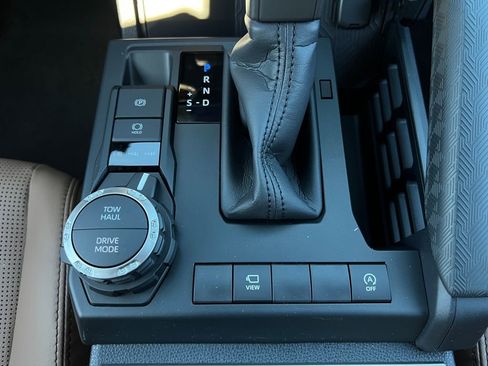 New 2026 Toyota 4Runner Limited image 21