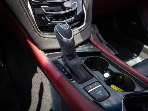 Used 2018 Cadillac CTS V RWD image 58
