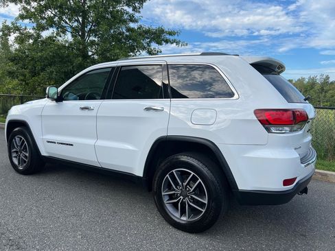 Used 2020 Jeep Grand Cherokee Limited AWD/4WD image 8