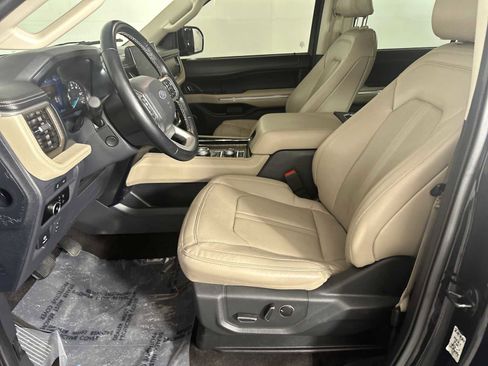 Certified 2023 Ford Expedition Limited image 14