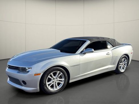 Used 2015 Chevrolet Camaro LT RWD image 3