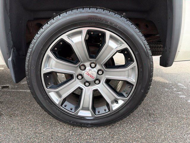 Used 2015 GMC Sierra 1500 Denali w/ Driver Alert Package AWD/4WD image 13