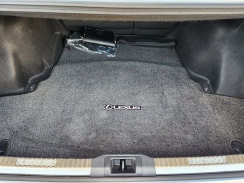 Used 2023 Lexus IS 350 F Sport image 31