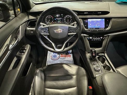 Used 2020 Cadillac XT6 Sport image 28