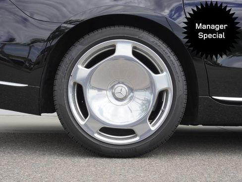 Used 2025 Mercedes-Benz Maybach S 680 4MATIC image 32