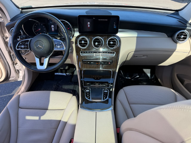 Used 2021 Mercedes-Benz GLC 300 w/ Premium Package image 27