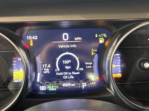 Used 2023 Jeep Wrangler Unlimited w/ Cold Weather Group image 18