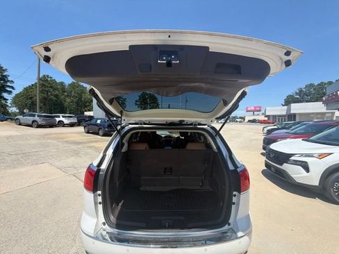 Used 2017 Buick Enclave Premium w/ Trailering Package FWD image 15