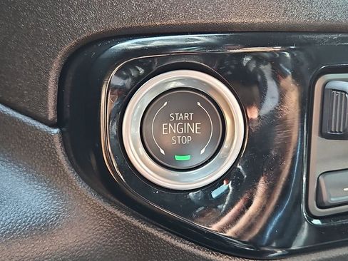 Used 2024 Chevrolet Silverado 1500 RST image 17