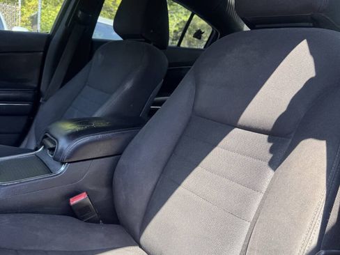 Used 2012 Dodge Charger SE w/ Connectivity Group RWD image 8