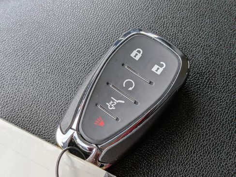 Used 2024 Chevrolet Equinox LT AWD/4WD image 27