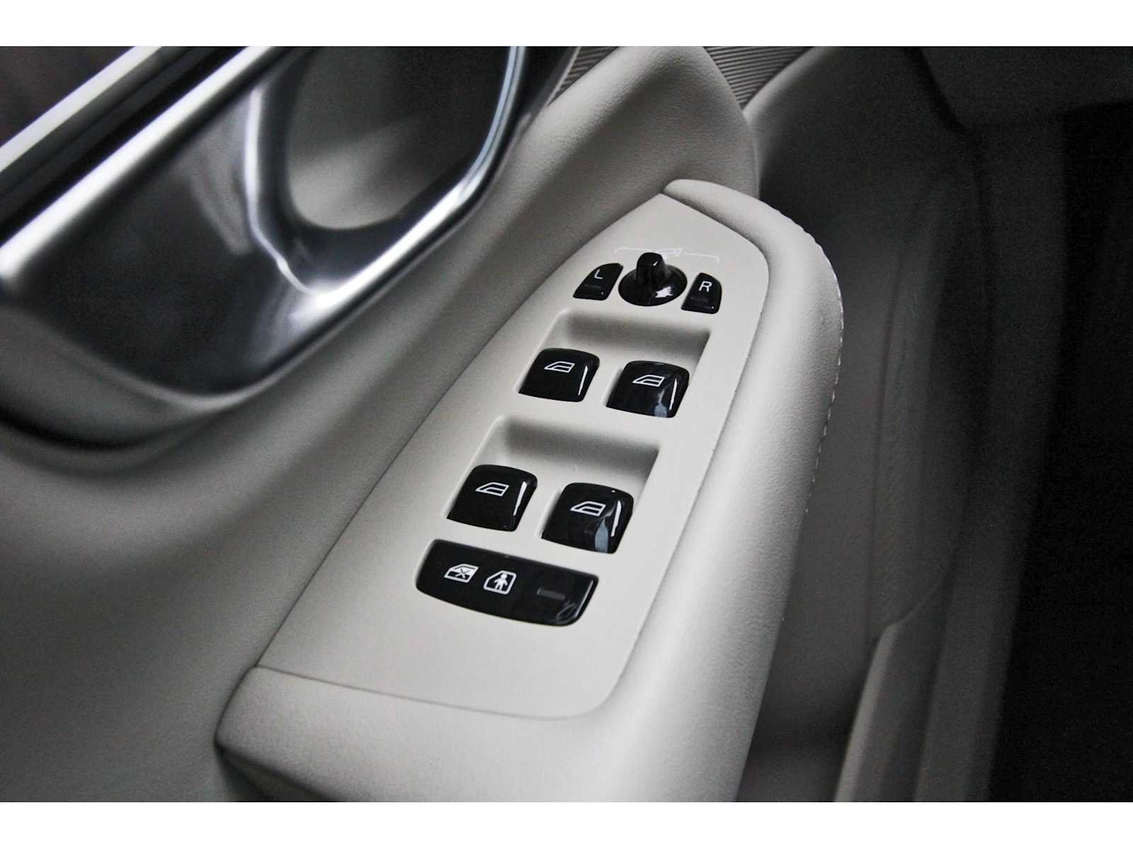Used 2023 Volvo XC90 B6 Plus w/ Protection Package Premier AWD/4WD image 20