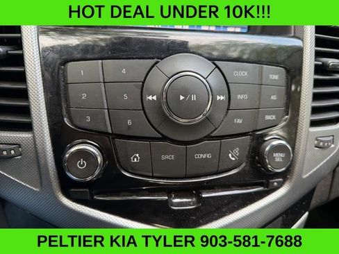 Used 2015 Chevrolet Cruze LTZ w/ Enhanced Safety Package image 19