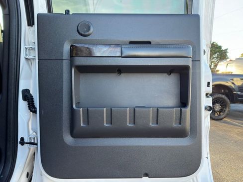 Used 2013 Ford F250 Platinum w/ FX4 Off Road Pkg image 24