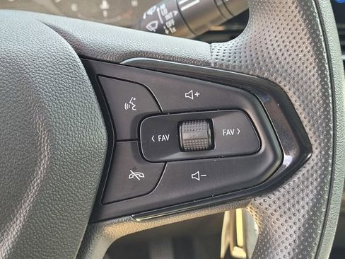 Used 2025 Chevrolet Trax LS image 14