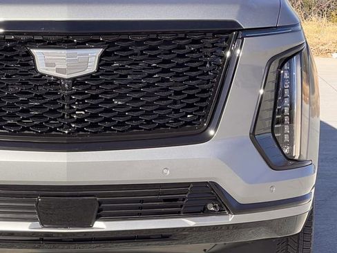 Certified 2026 Cadillac Escalade Platinum Sport w/ LPO, ONYX Package image 12