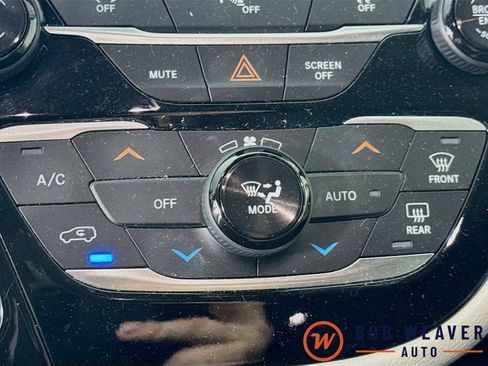Used 2019 Chrysler Pacifica Touring Plus FWD image 25