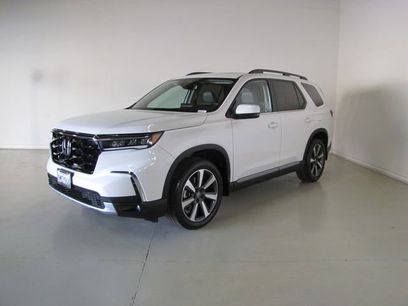 Used 2024 Honda Pilot Touring