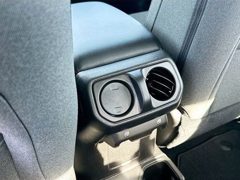 New 2026 Jeep Gladiator Sport image 17