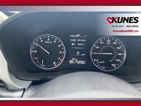 Used 2024 Subaru Crosstrek 2.0i Premium image 12