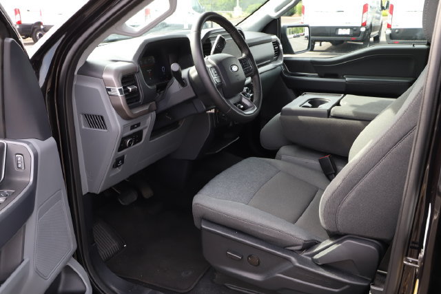 Used 2025 Ford F150 XLT w/ Equipment Group 301A Standard AWD/4WD image 12