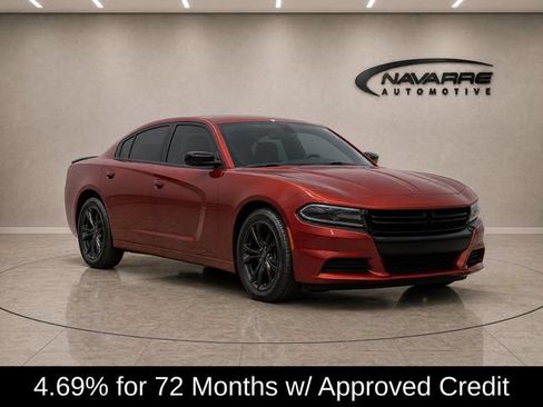 Used 2021 Dodge Charger SXT w/ Blacktop Package RWD image 9