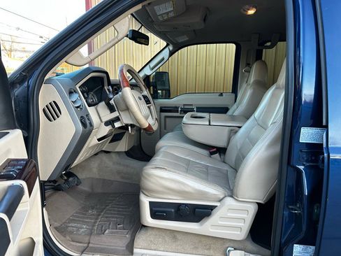 Used 2009 Ford F350 Lariat image 14