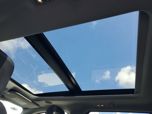 Used 2025 Ford F250 Lariat w/ Lariat Ultimate Package image 24