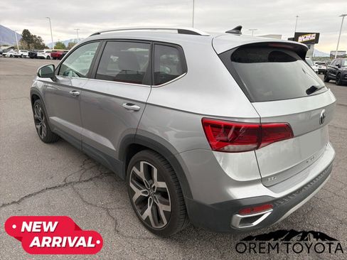 Used 2023 Volkswagen Taos SEL AWD/4WD image 8