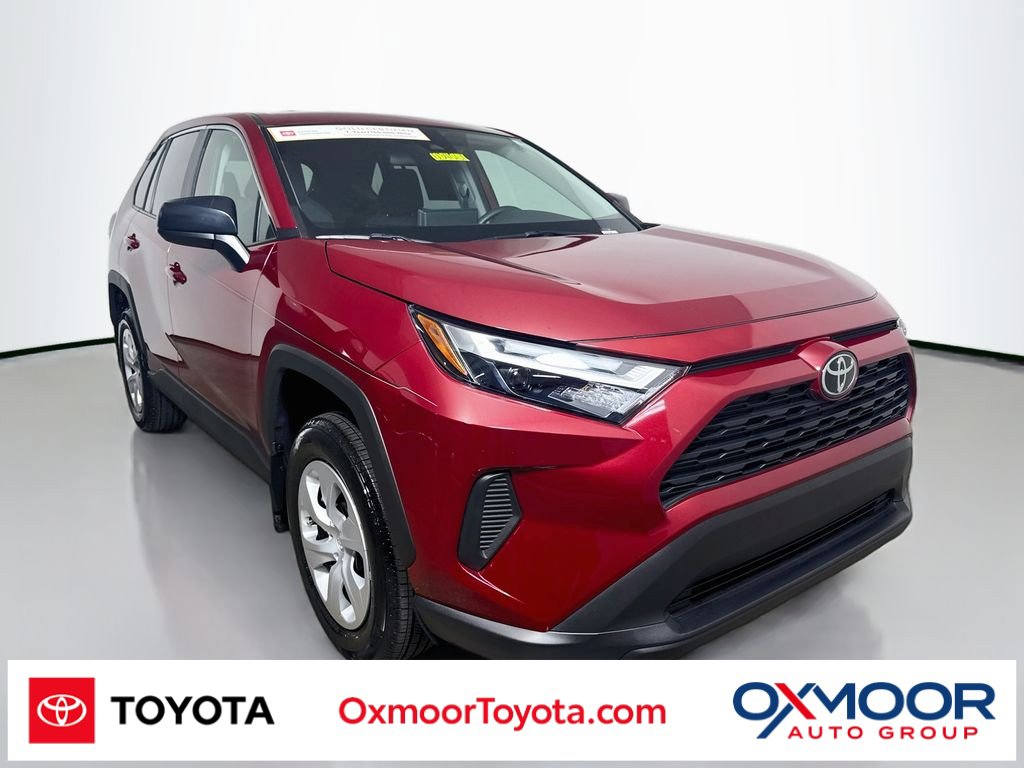 Certified 2025 Toyota RAV4 LE FWD image 1