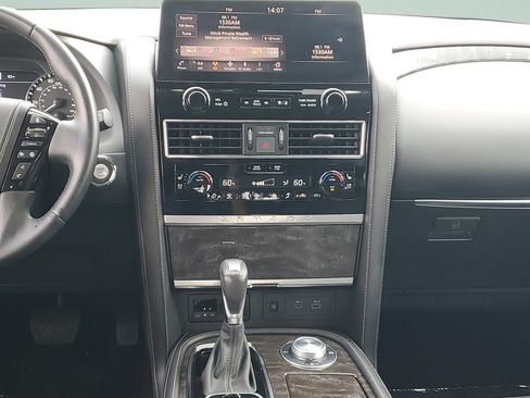 Used 2024 Nissan Armada Platinum w/ Captain's Chairs Package AWD/4WD image 15