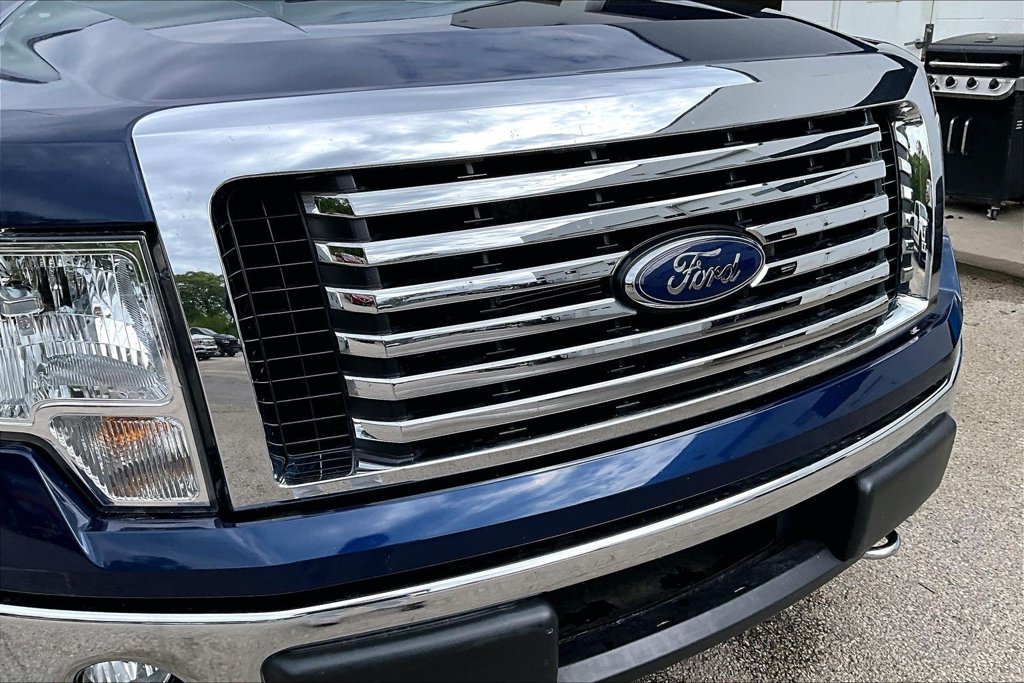 Used 2011 Ford F150 XLT w/ XLT Chrome Pkg AWD/4WD image 25